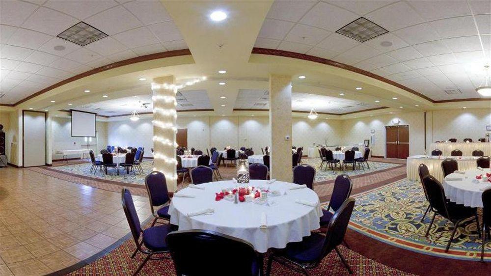 Holiday Inn Quincy By Ihg Extérieur photo