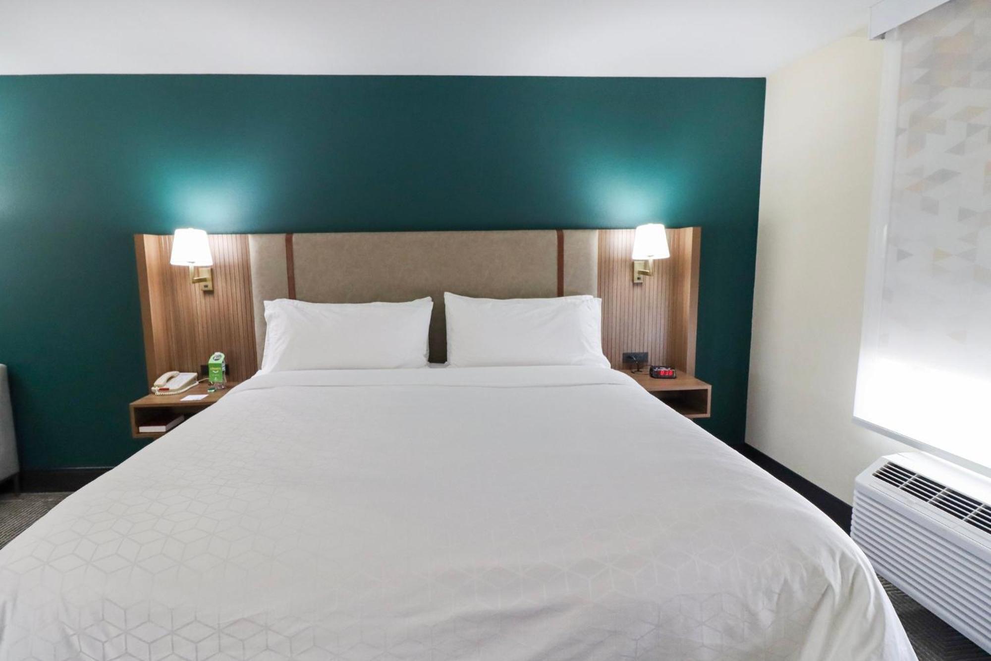 Holiday Inn Quincy By Ihg Extérieur photo