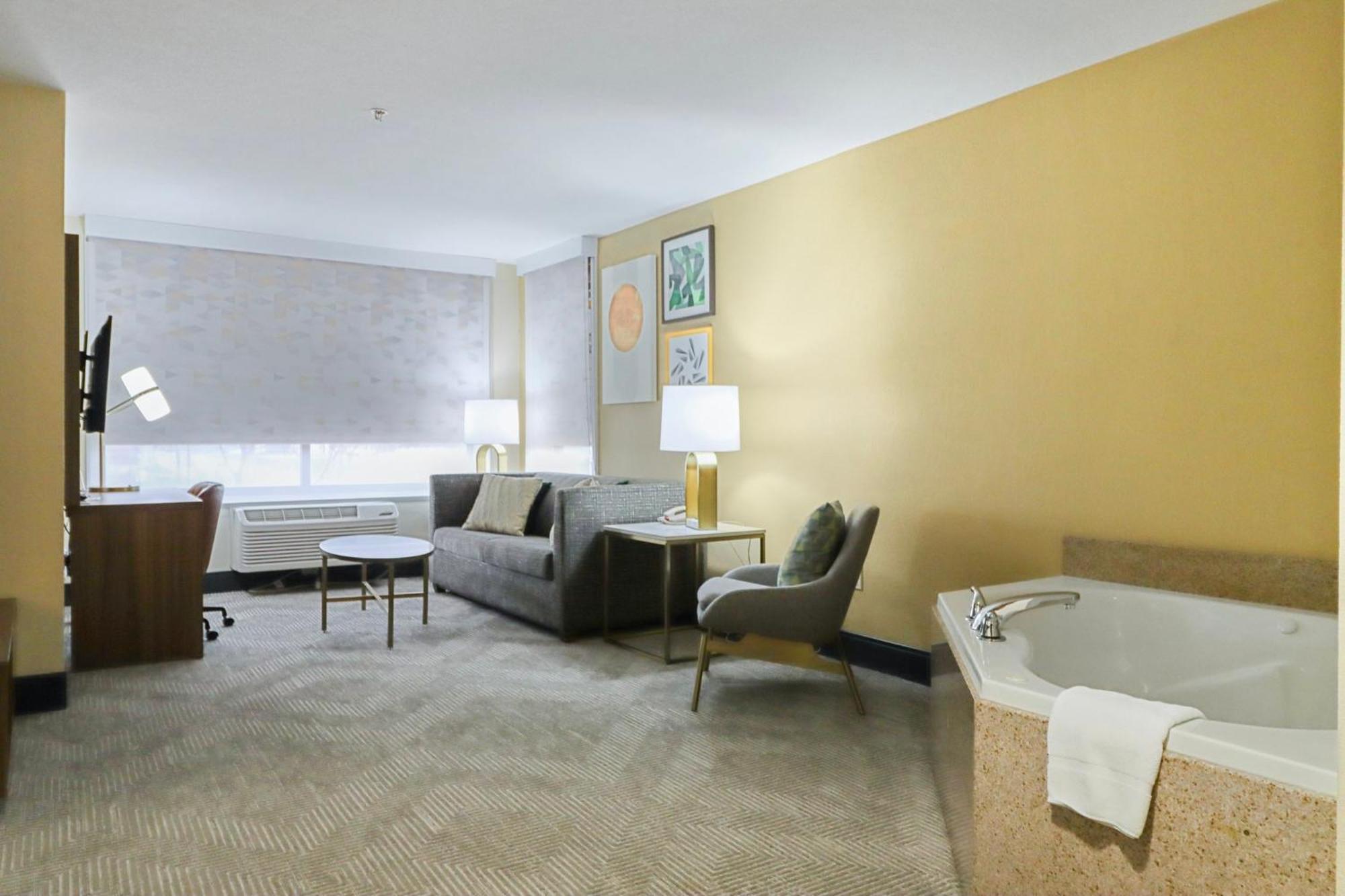 Holiday Inn Quincy By Ihg Extérieur photo