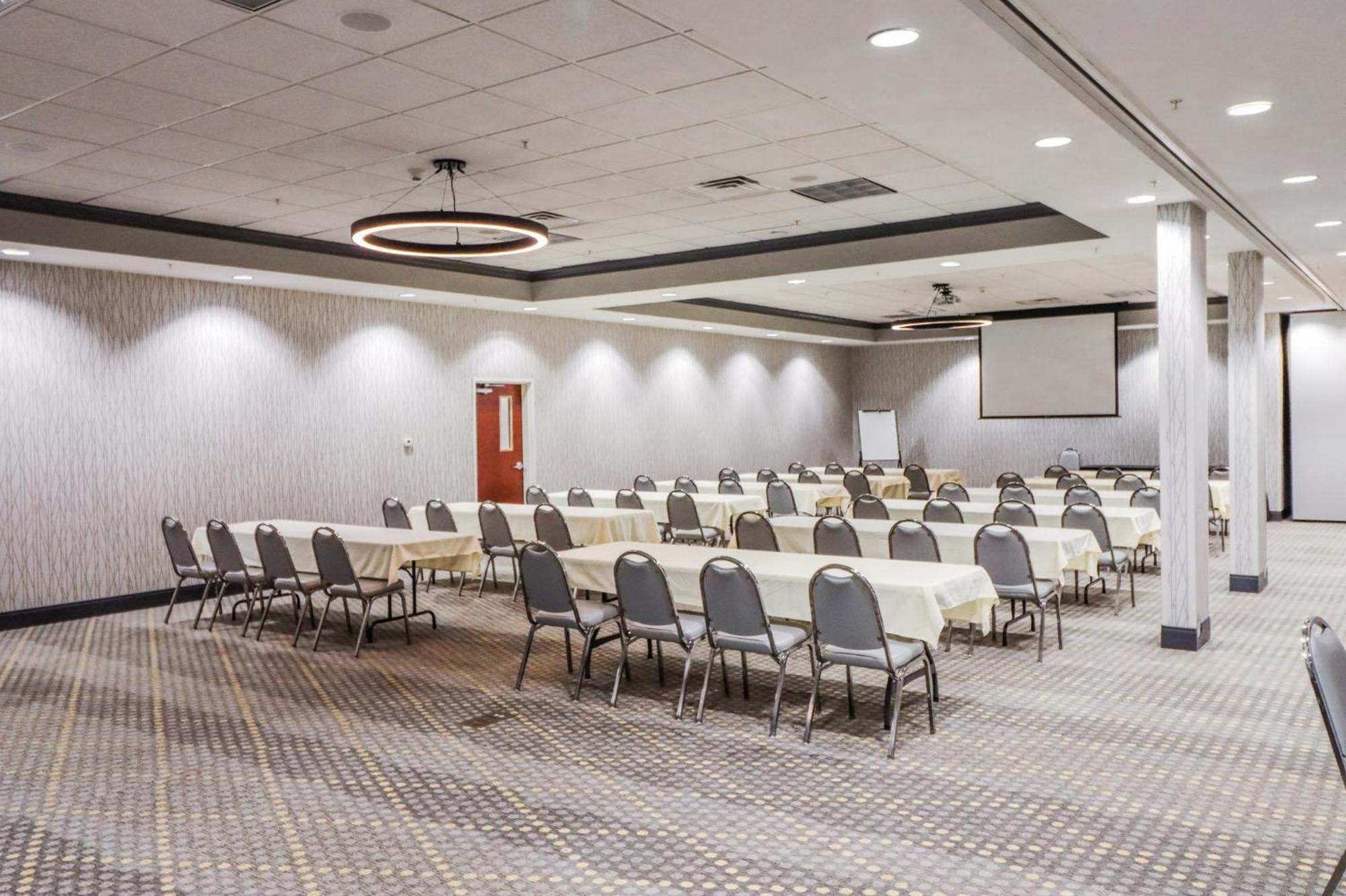 Holiday Inn Quincy By Ihg Extérieur photo