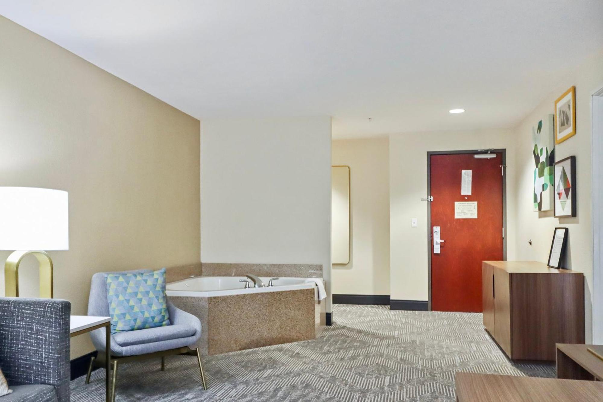 Holiday Inn Quincy By Ihg Extérieur photo